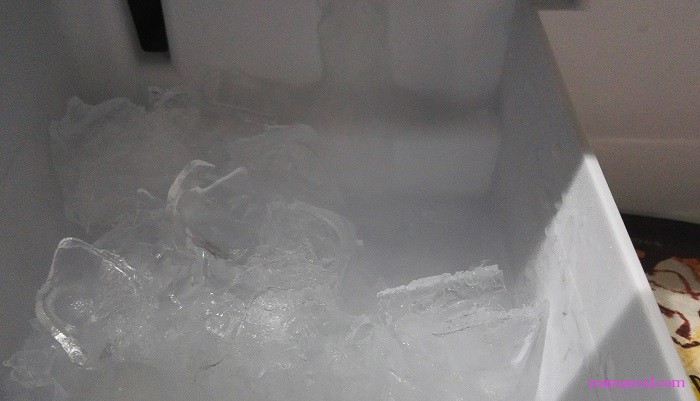 日立冷蔵庫の製氷機の故障 氷が一団となって固まる。修理に長期保証はありがたい – mamaorid