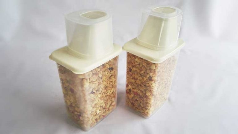 100均ダイソー 穀物保管容器 が無印の米保存容器みたいでツカエル Mamaorid