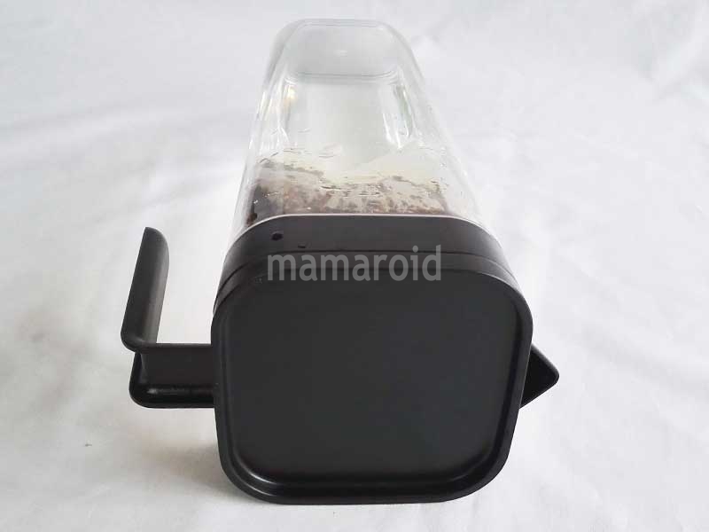 ダイソー 横置きできる冷水筒 スタイリッシュな100均麦茶ポット Mamaorid